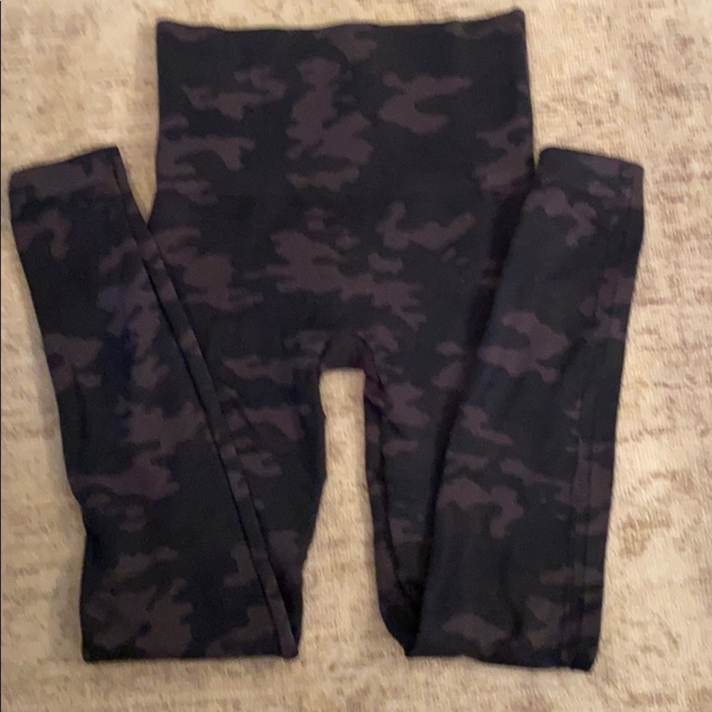 SPANX Camouflage High Waist leggings